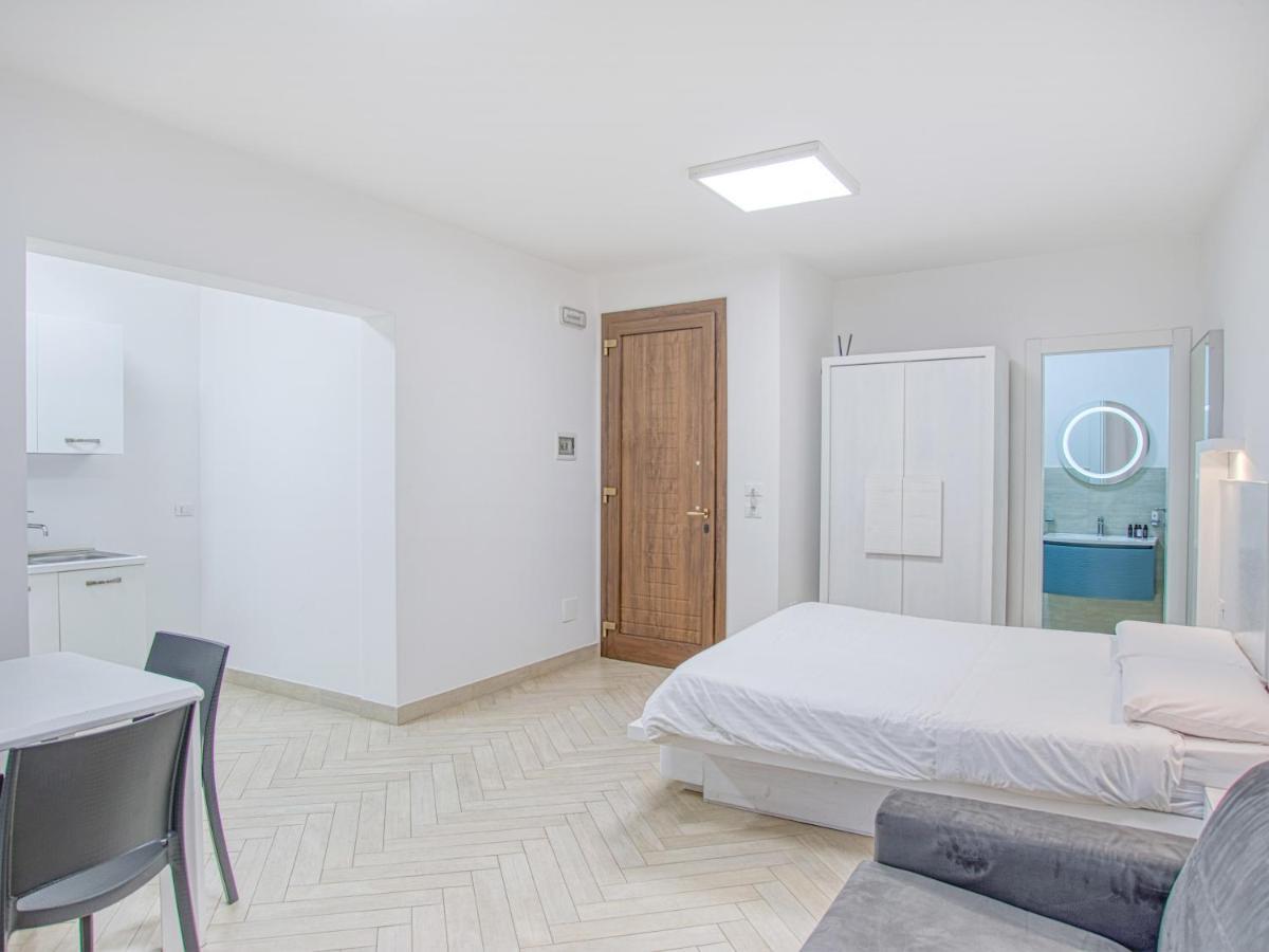 Ideal Rooms Порто-Чезарео Экстерьер фото